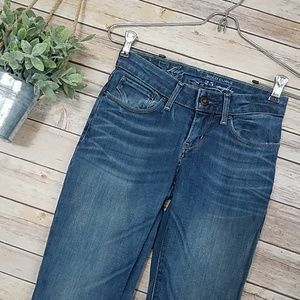 Levi's Bold Curve 25 Straight Leg Jeans